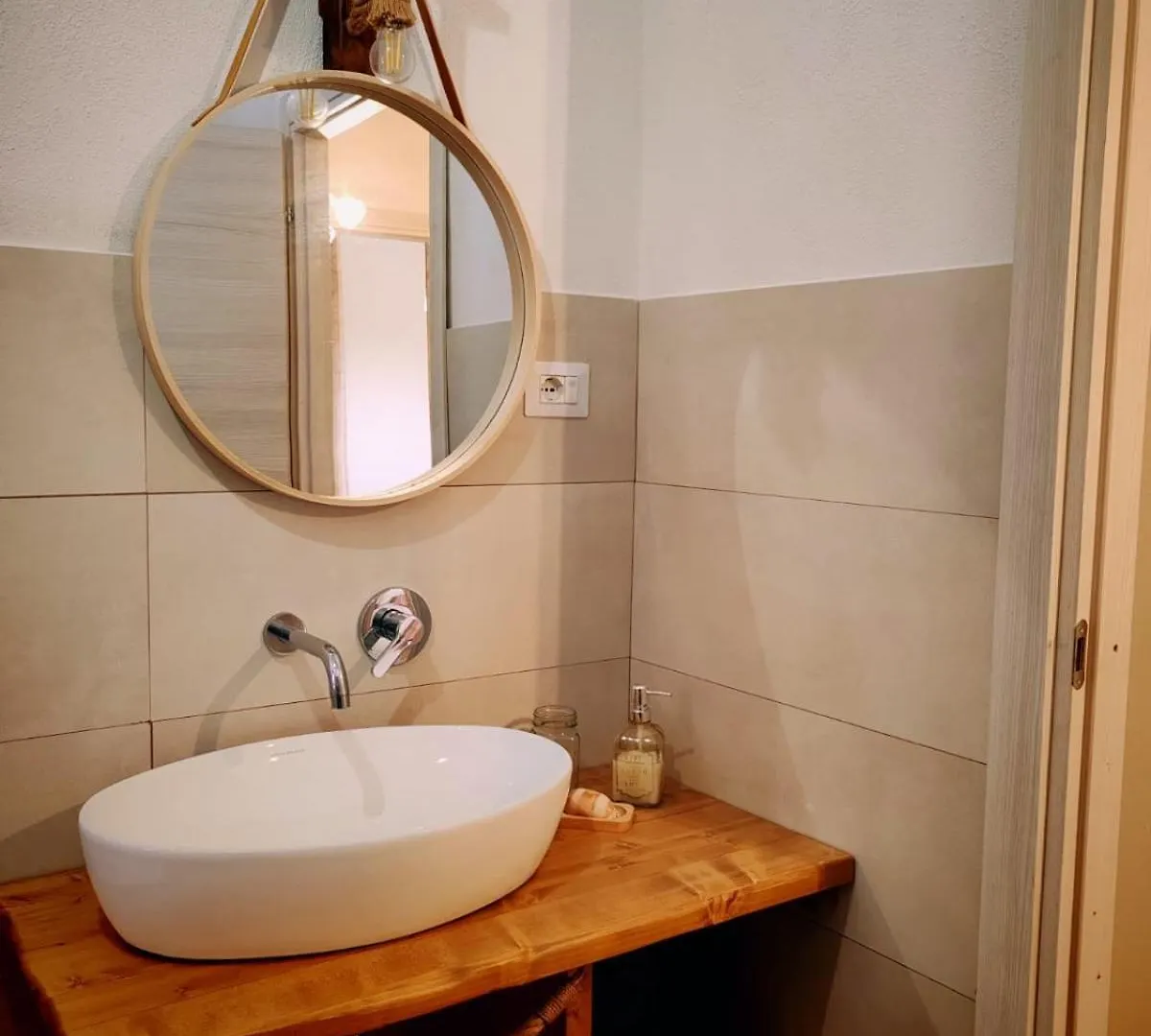 Mes'e Làmpadas Castelsardo Appartamento