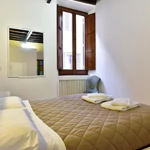 Elite 2 , Roma Italia