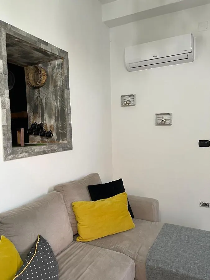 Mes'E Lampadas Apartment Castelsardo Italy