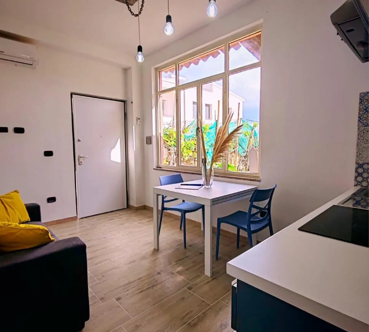 Mes'E Lampadas Castelsardo Apartment